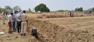 घर से लापता लड़की का टुकड़ों में कंकाल मिला, बॉयफ्रेंड पर आशंका Naigarhi Mauganj district
