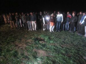 BreakingNews : दस साल का बच्चा बोरवेल में गिरा, रेस्क्यू जारी borewell rescue continues raghogarh guna madhya pradesh