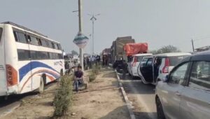 महाकुंभ में भगदड़ के बाद नेशनल हाइवे में कई किलोमीटर का जाम Mahakumbh 2025