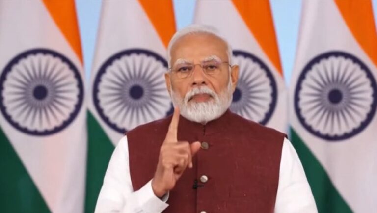 मोदी ने आगे कहा कि मेरे लिए व्यक्तिगत रूप से यह पीड़ा बहुत बड़ी थी