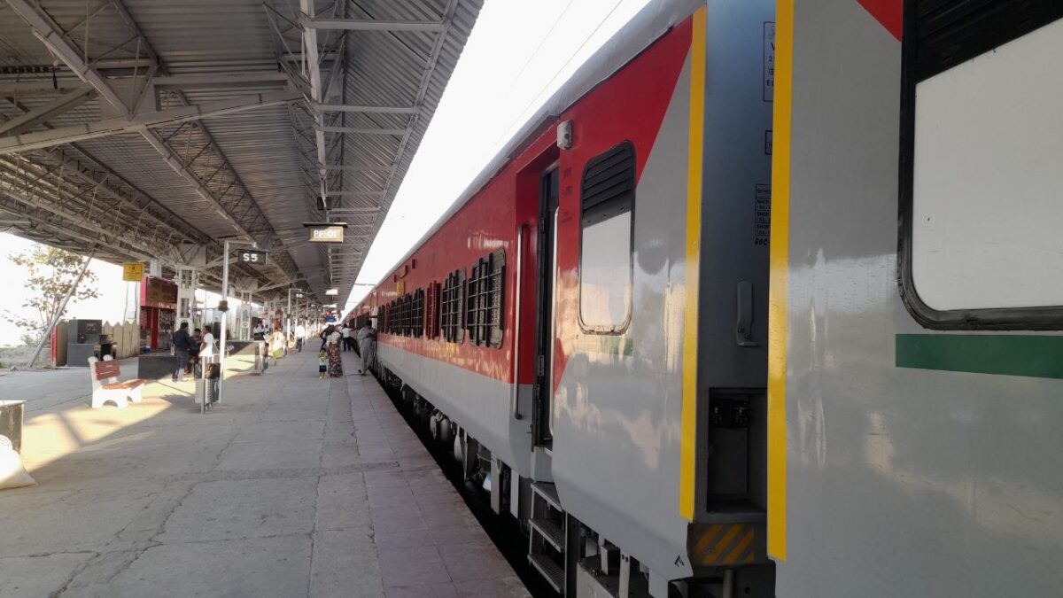 satna train