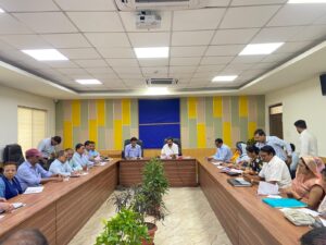 The mayor gave instructions to the officers in the Mayor in Council meeting