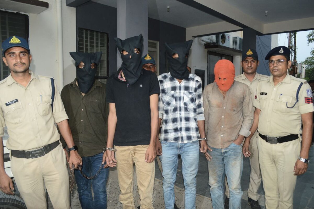 The SP made the disclosure in the police control room, information is being gathered about the gang of accused.
