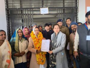 Rewa : सेमरिया नगर परिषद अध्यक्ष पद पर कांग्रेस की जीत कांग्रेस प्रत्याशी पद्मा कुशवाहा ने भाजपा प्रत्याशी आराधना विश्वकर्मा को 657 मतों के अंतर से पराजित किया