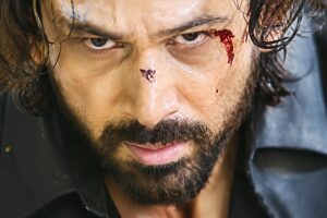 Awarapan 2 का टीजर रिलीज होते ही सोशल मीडिया पर छा गया। इमरान हाशमी और दिशा पाटनी की केमिस्ट्री, मिथून का संगीत और 14 अगस्त 2026 की रिलीज डेट जानें।