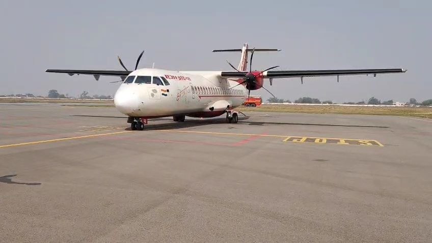 Rewa Airport: 9 अगस्त से भोपाल-कोलकाता फ्लाइट शुरू, जानें शेड्यूल और किराया रीवा, Rewa Airport, रीवा एयरपोर्ट, भोपाल, कोलकाता, Alliance Air, Flight Schedule, मध्य प्रदेश, हवाई सेवा, एयरपोर्ट न्यूज, ATR-72, राजेंद्र शुक्ला